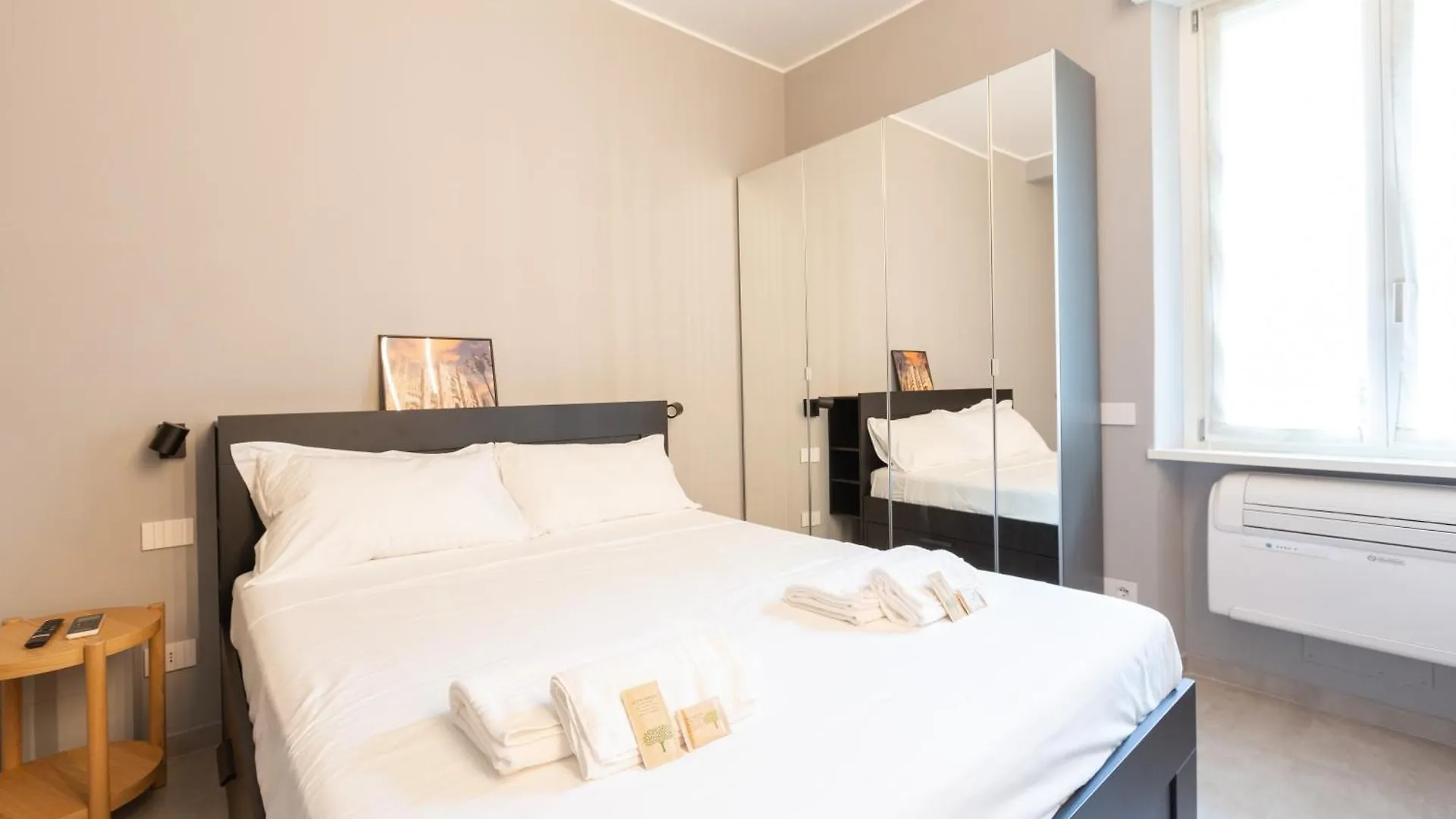 Marche Charming Flat Apartment Milan 0*,  Italy