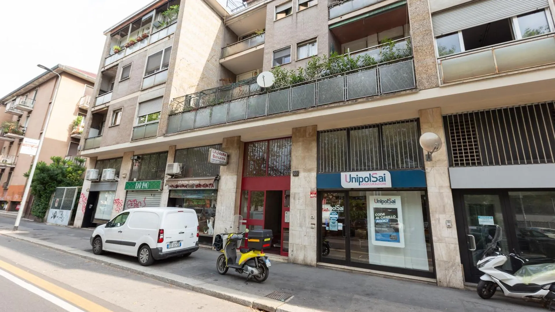Marche Charming Flat Apartment Milan Italy