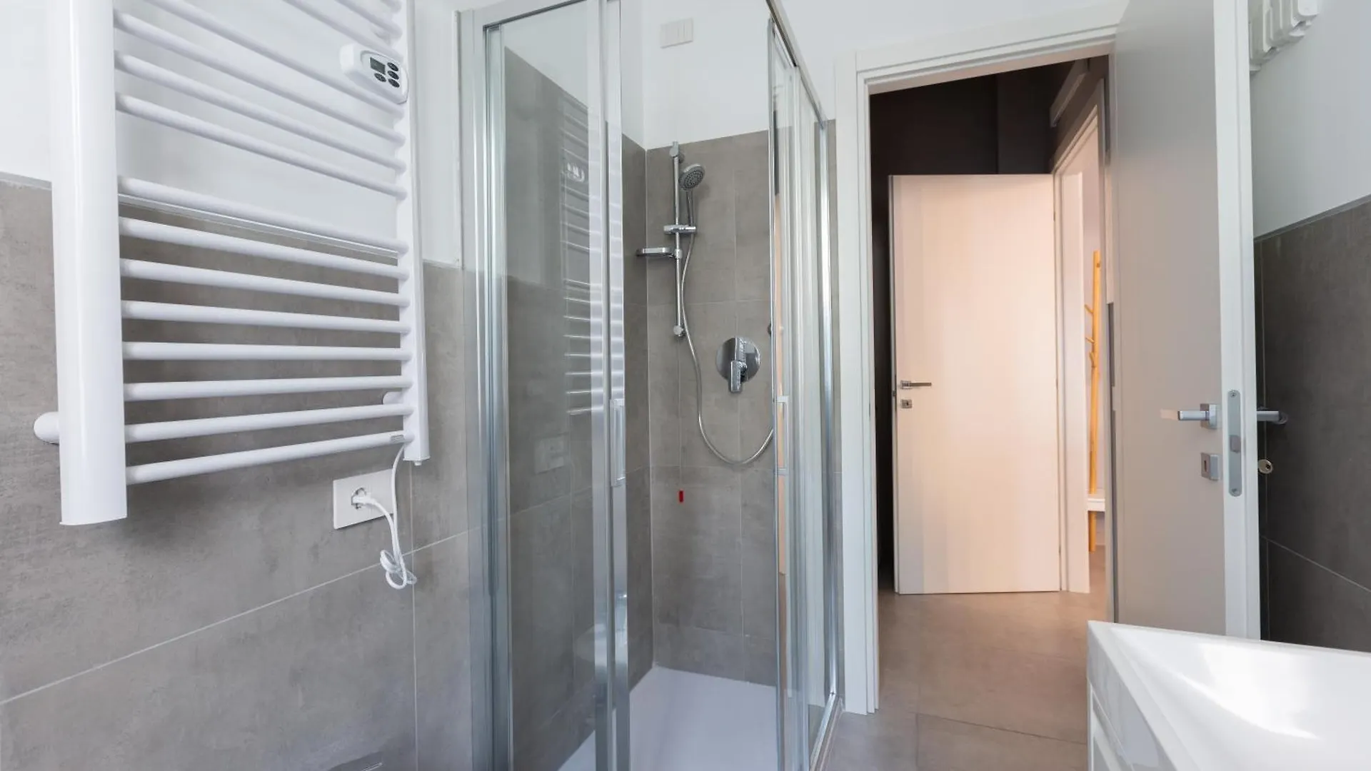 Marche Charming Flat Apartment Milan Italy